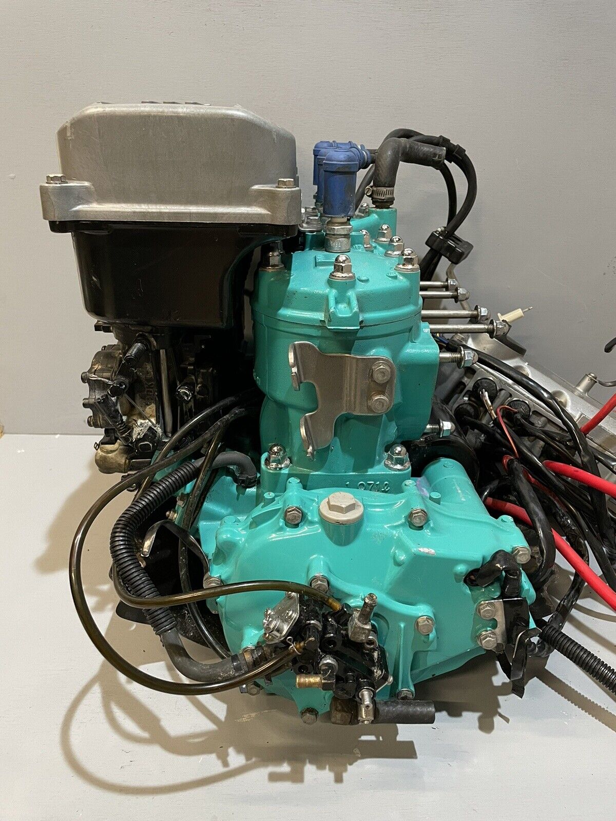 Kawasaki 1100cc Jet Ski Engine Two Stroke Teal Green Zxi STX 1100 Ultra 150