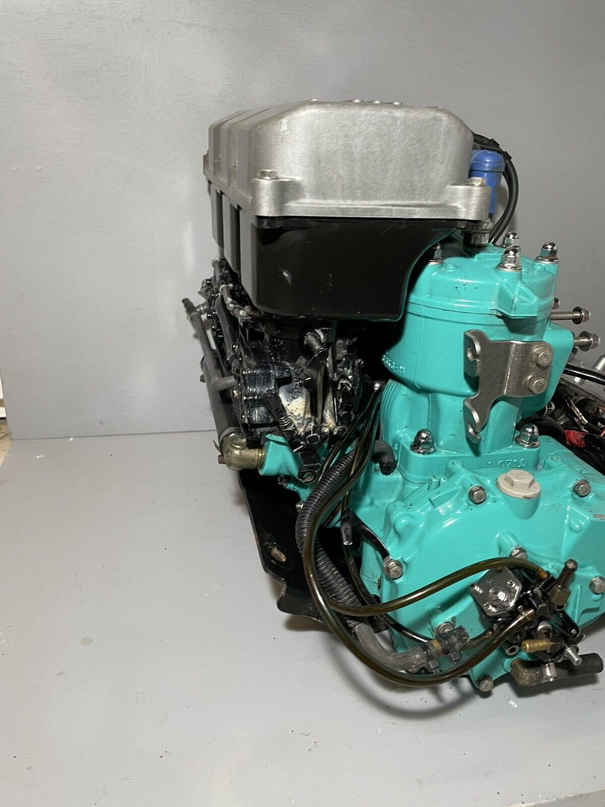 Kawasaki 1100cc Jet Ski Engine Two Stroke Teal Green Zxi STX 1100 Ultra 150